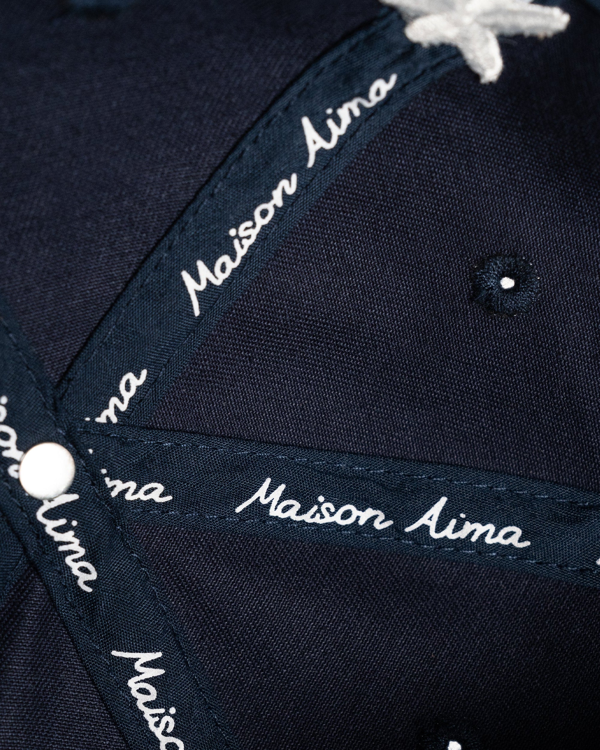 MAISON AIMA D'ART CAP