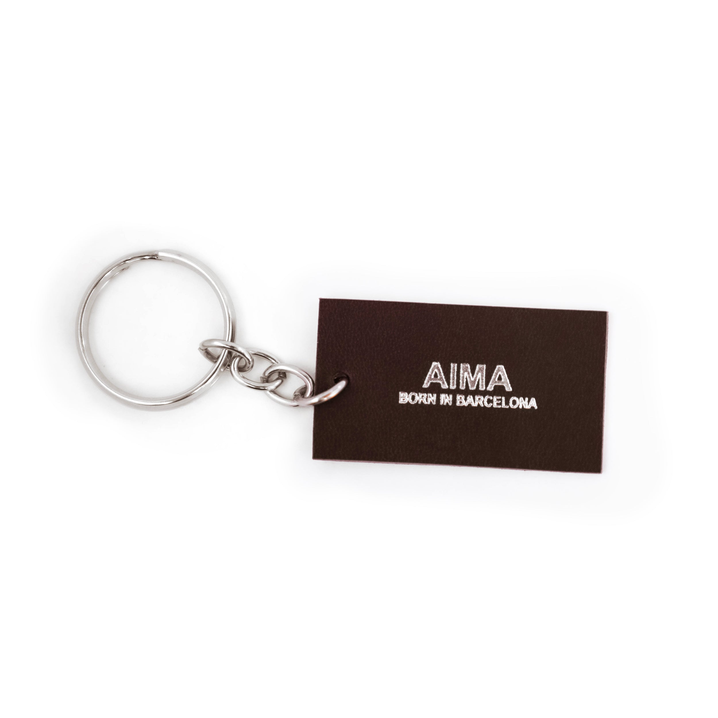 AIMA_LlaveroMarron_FondoBlanco.jpg